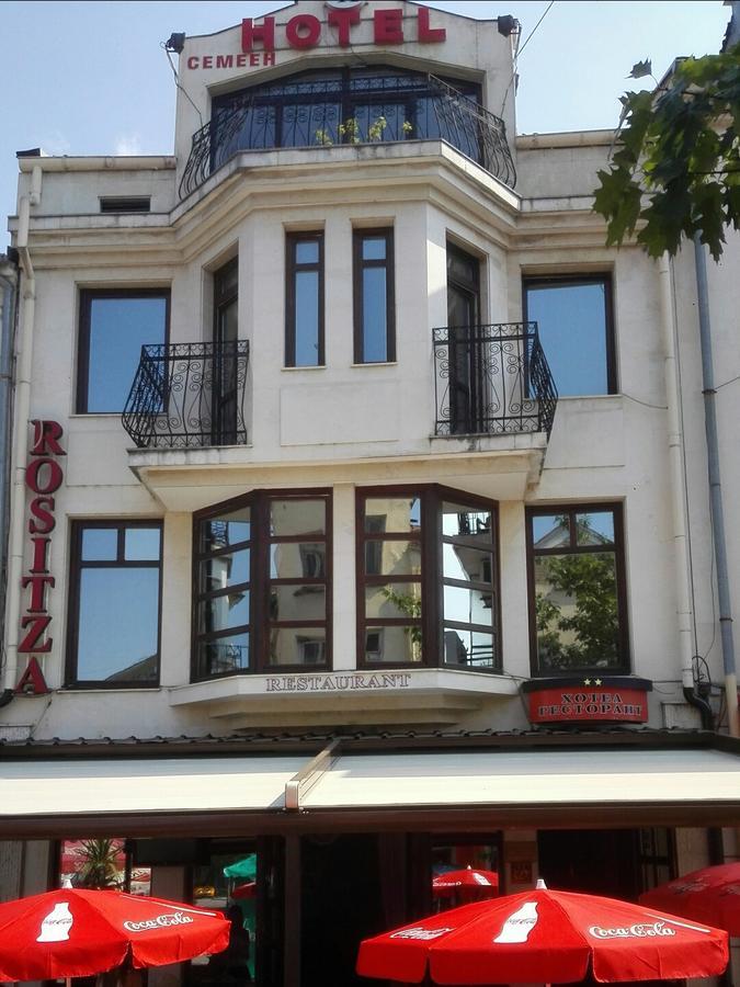 Family Hotel Rositsa Севлієво Екстер'єр фото